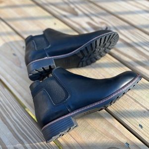Women’s Chelsea boots Cynthia Rowley sz 8